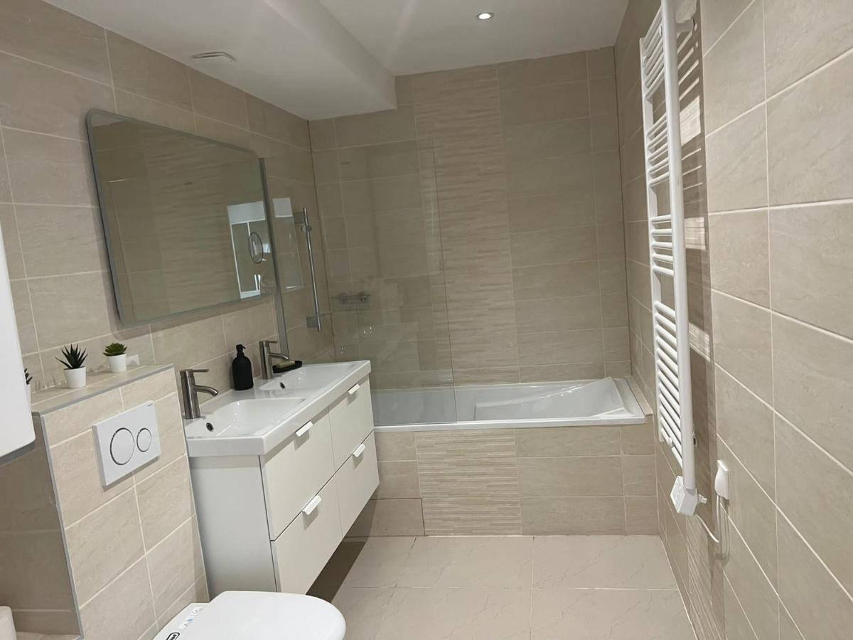 App 1 Centre , 6 Personnes Apartment Mülhausen